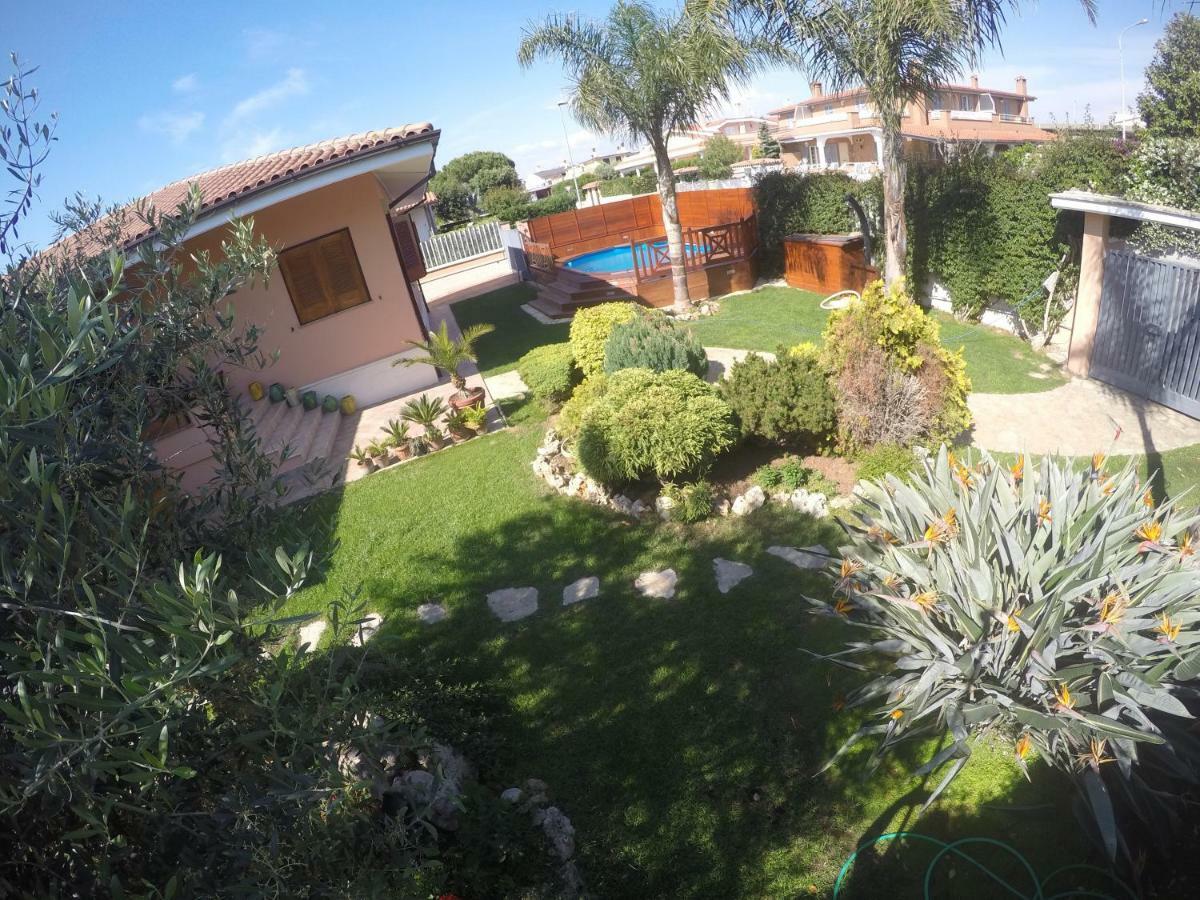 Villa Nevada -20 Min Da Roma Ladispoli Exteriér fotografie